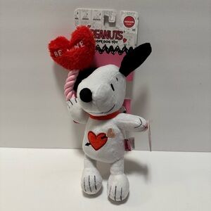 Peanuts Snoopy Heart Dog Toy - Black, White, Red